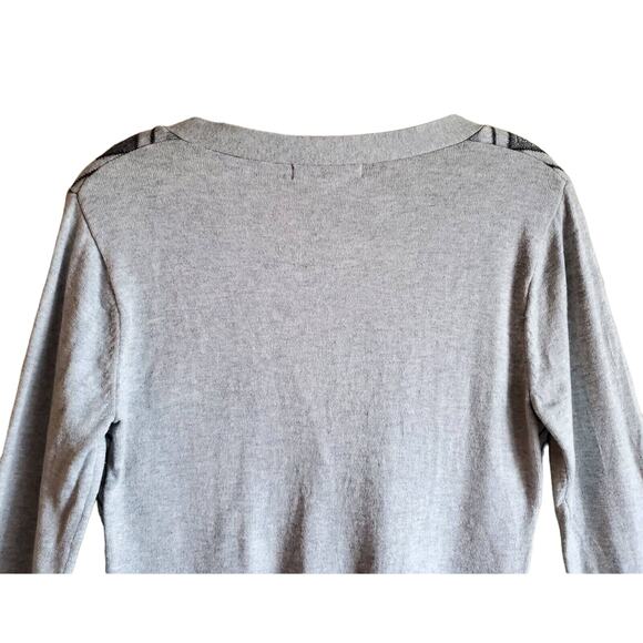 BANANA REPUBLIC Women M Cardigan Sweater Chevron Zig Zag Button Up Gray 34" - Picture 7 of 8